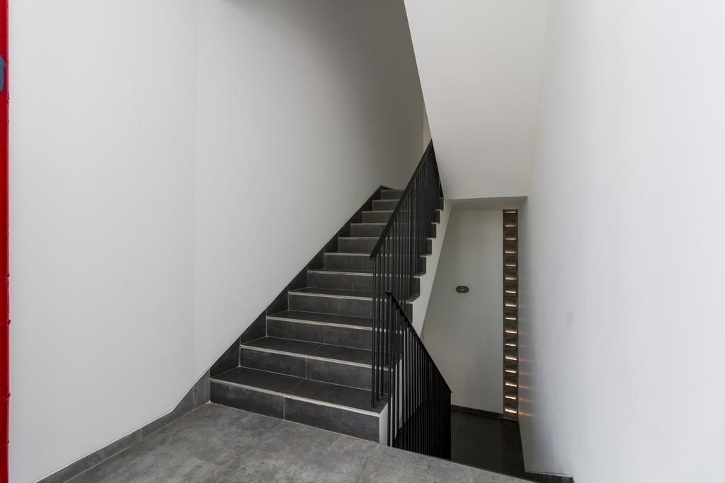 Reddoorz Plus Near Perbanas Jakarta Ngoại thất bức ảnh
