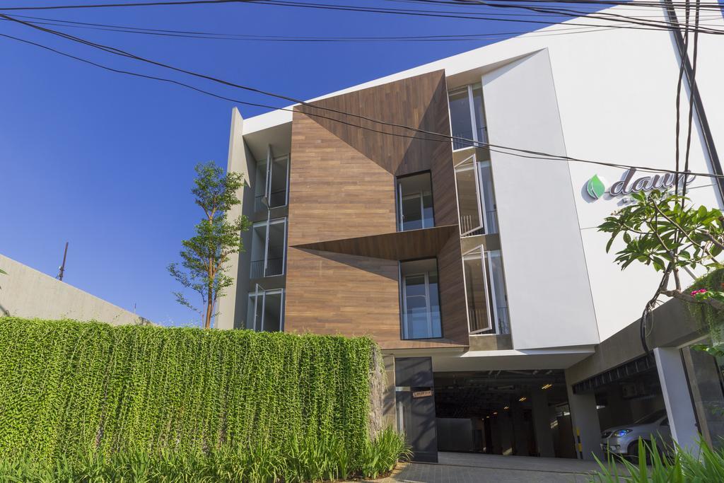 Reddoorz Plus Near Perbanas Jakarta Ngoại thất bức ảnh