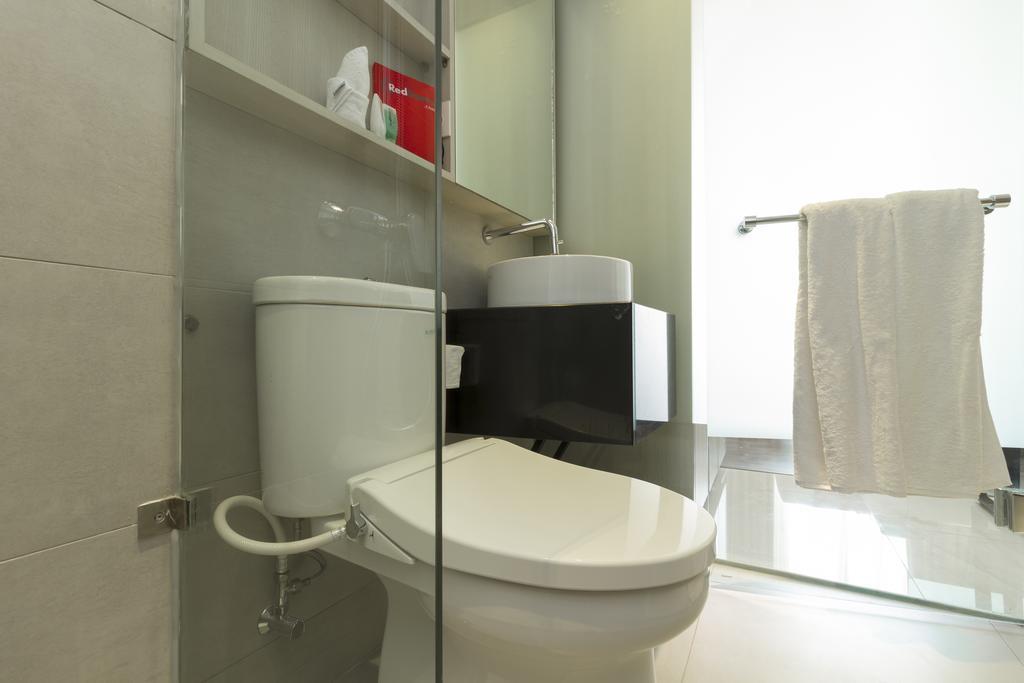 Reddoorz Plus Near Perbanas Jakarta Ngoại thất bức ảnh